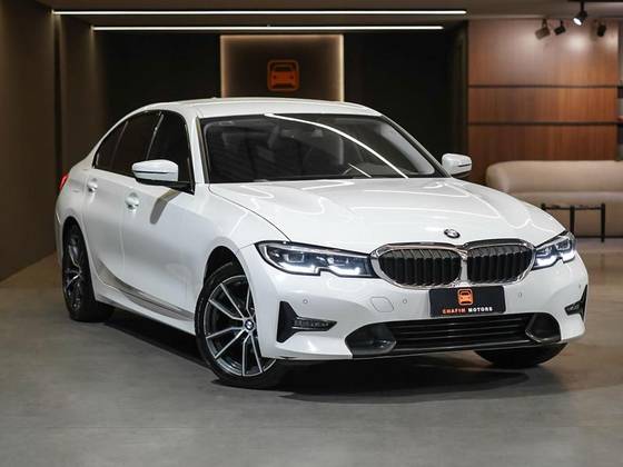 BMW 320i 2.0 16V TURBO GASOLINA SPORT AUTOMÁTICO BMW 320i 2.0 16V TURBO GASOLINA SPORT AUTOMÁTICO